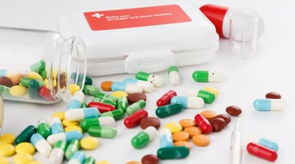 中美貿(mào)易戰(zhàn)對醫(yī)藥行業(yè)的影響（中） 仿制藥、醫(yī)療服務(wù)貿(mào)易、創(chuàng)新藥研發(fā)與技術(shù)轉(zhuǎn)讓及CRO